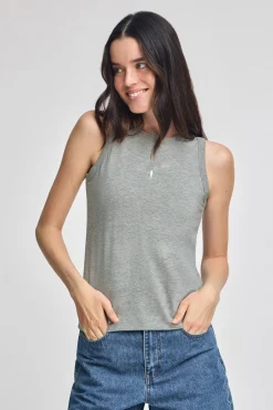 Camiseta básica gris vigoré sin mangas y cuello redondo con logo bordado Rigby Go