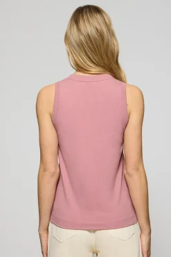 Camiseta básica rosa empolvado sin mangas y cuello redondo con logo bordado Rigby Go