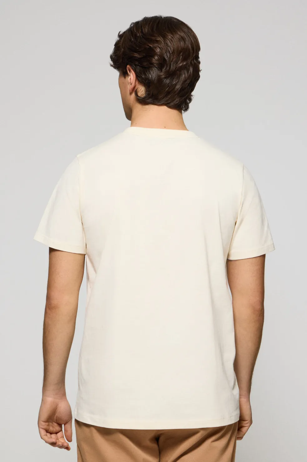 Camiseta color crudo con cuello redondo y bordado Rigby Go