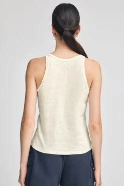 Camiseta color crudo de lino y algodón con monograma bordado