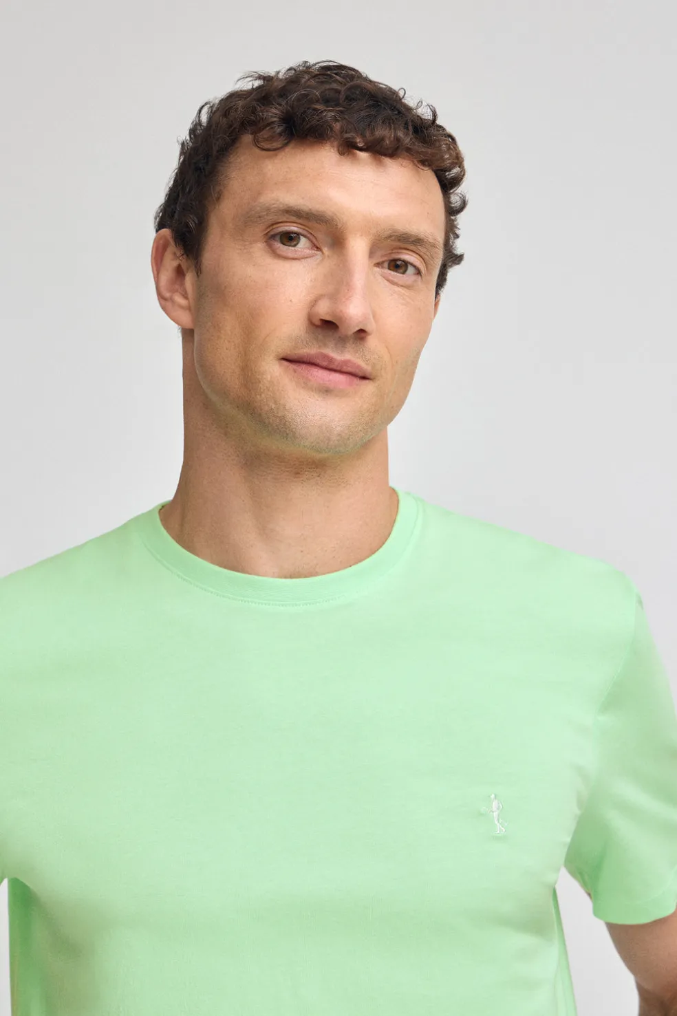 Camiseta color menta básica de cuello redondo y bordado Rigby Best