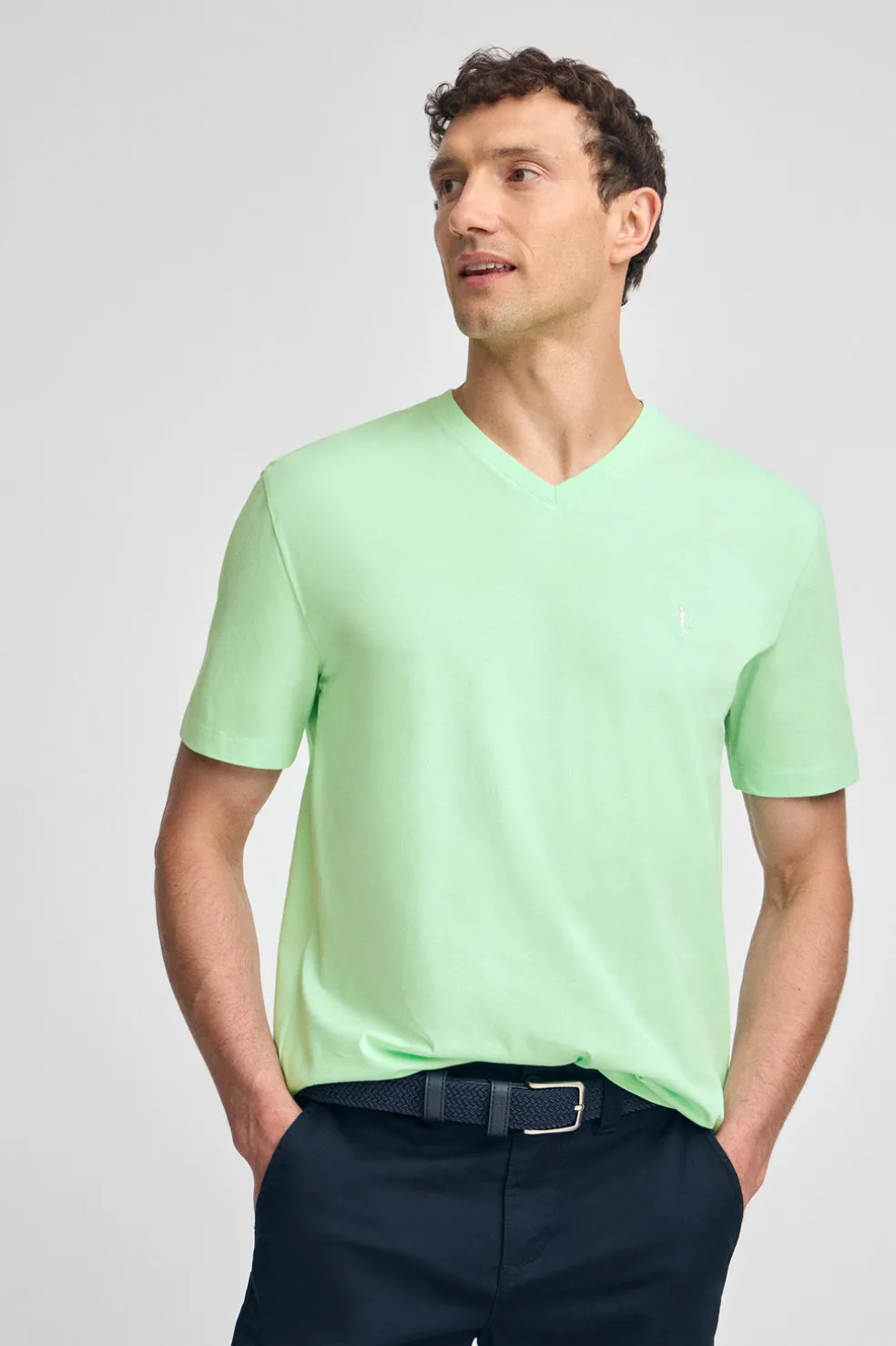 Camiseta color menta de manga corta y cuello de pico con bordado Rigby Best