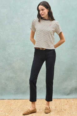 Camiseta de rayas azul marino y beige con monograma bordado