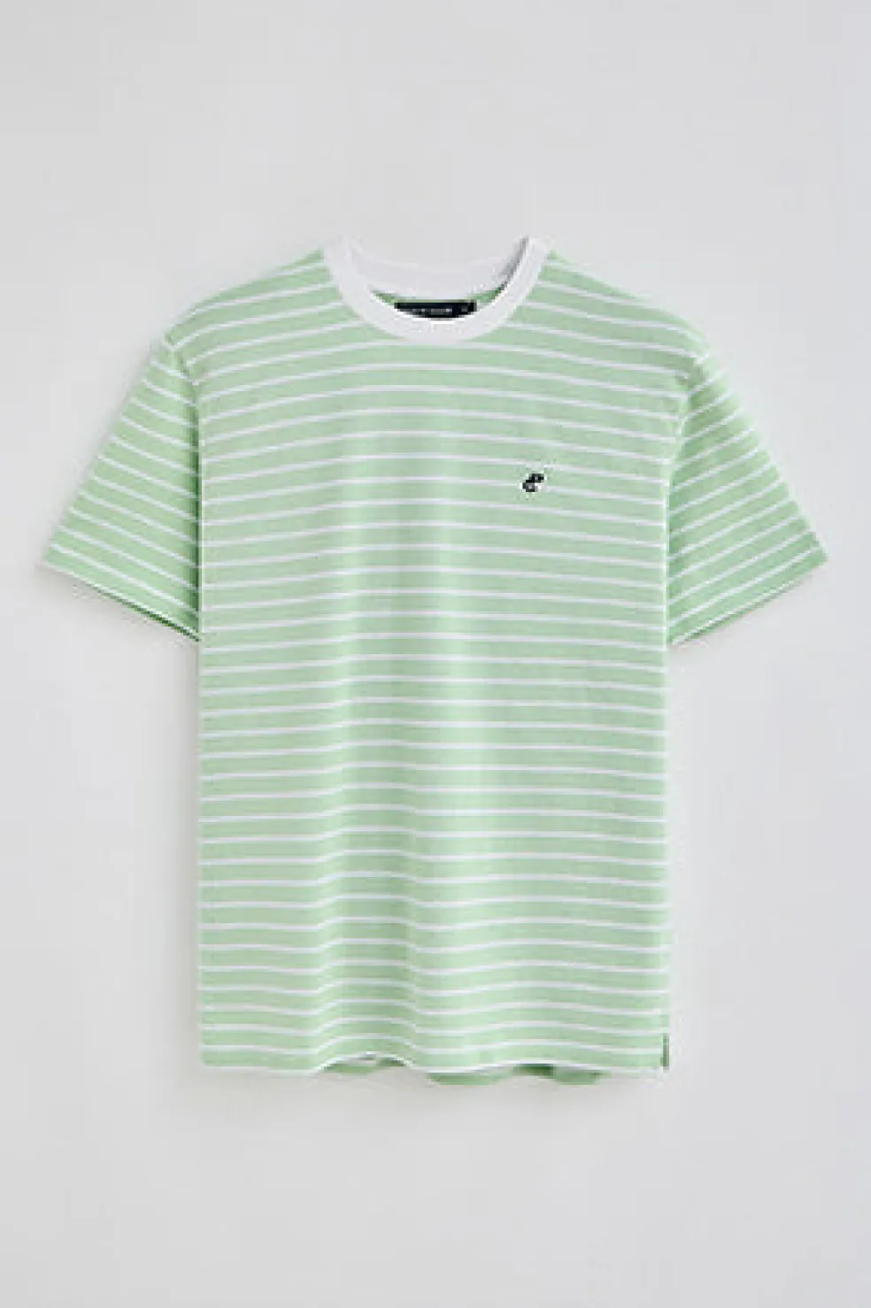 Camiseta de rayas color menta y beige con monograma bordado