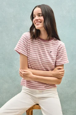Camiseta de rayas rosa empolvado y beige con monograma bordado