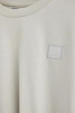 Camiseta gris claro holgada con detalle Polo Club