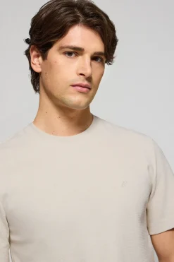 Camiseta gris claro microestructura con monograma bordado PC