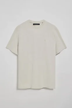 Camiseta gris claro microestructura con monograma bordado PC