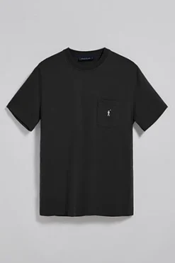 Camiseta negra de cuello redondo con bolsillo y logo Rigby Go
