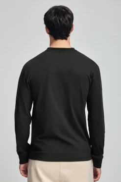 Camiseta negra de manga larga y bordado Rigby Go