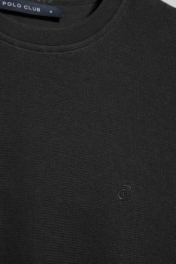 Camiseta negra microestructura con monograma bordado PC