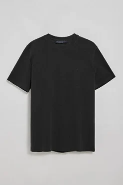 Camiseta negra microestructura con monograma bordado PC