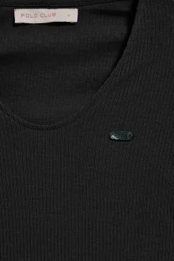 Camiseta negra Penelope con detalle de botón nacarado Polo Club