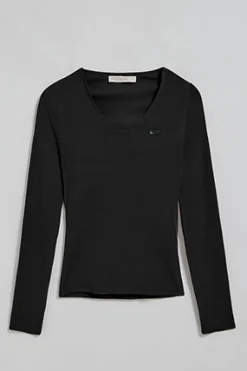 Camiseta negra Penelope con detalle de botón nacarado Polo Club