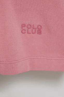 Camiseta rosa empolvado básica de cuello pico con logo engomado