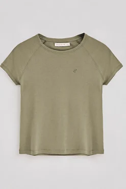 Camiseta verde Hesperia con monograma bordado