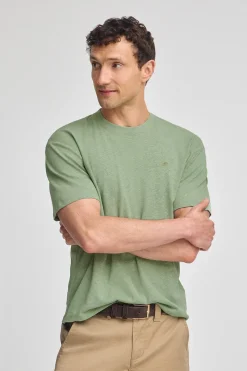 Camiseta verde jade en lino y algodón de cuello redondo y monograma bordado