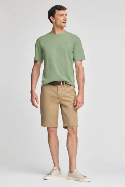 Camiseta verde jade en lino y algodón de cuello redondo y monograma bordado