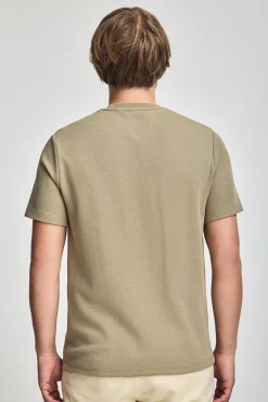 Camiseta verde microestructura con monograma bordado PC