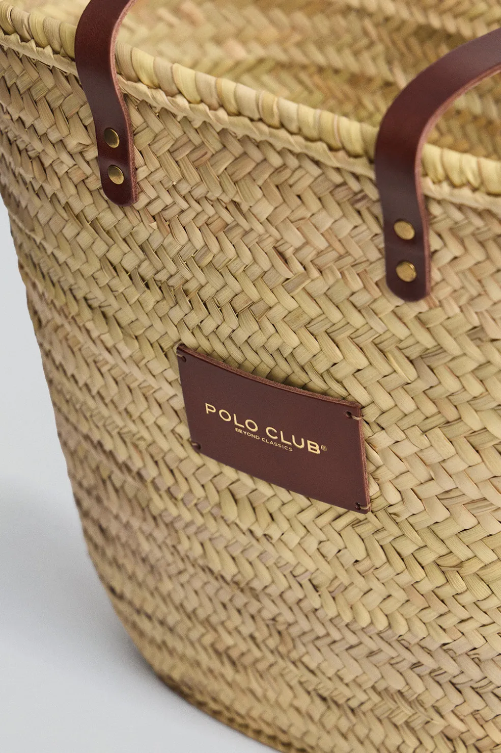 Capazo grande color natural con logo Polo Club