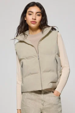 Chaleco beige acolchado Nueva York con detalles Polo Club