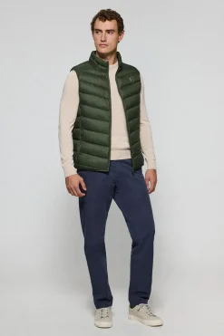 Chaleco Chase ultralight verde oscuro con parche Rigby Go