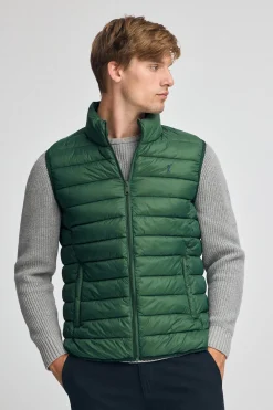 Chaleco ultralight verde botella con logo Rigby Go
