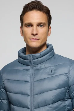 Chaqueta Chase ultralight azul denim con parche Rigby Go