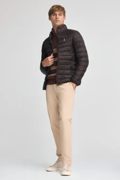 Chaqueta Chuck Embroidery chocolate oscuro con logo Rigby Go