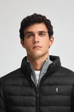Chaqueta Chuck Embroidery negro con logo Rigby Go