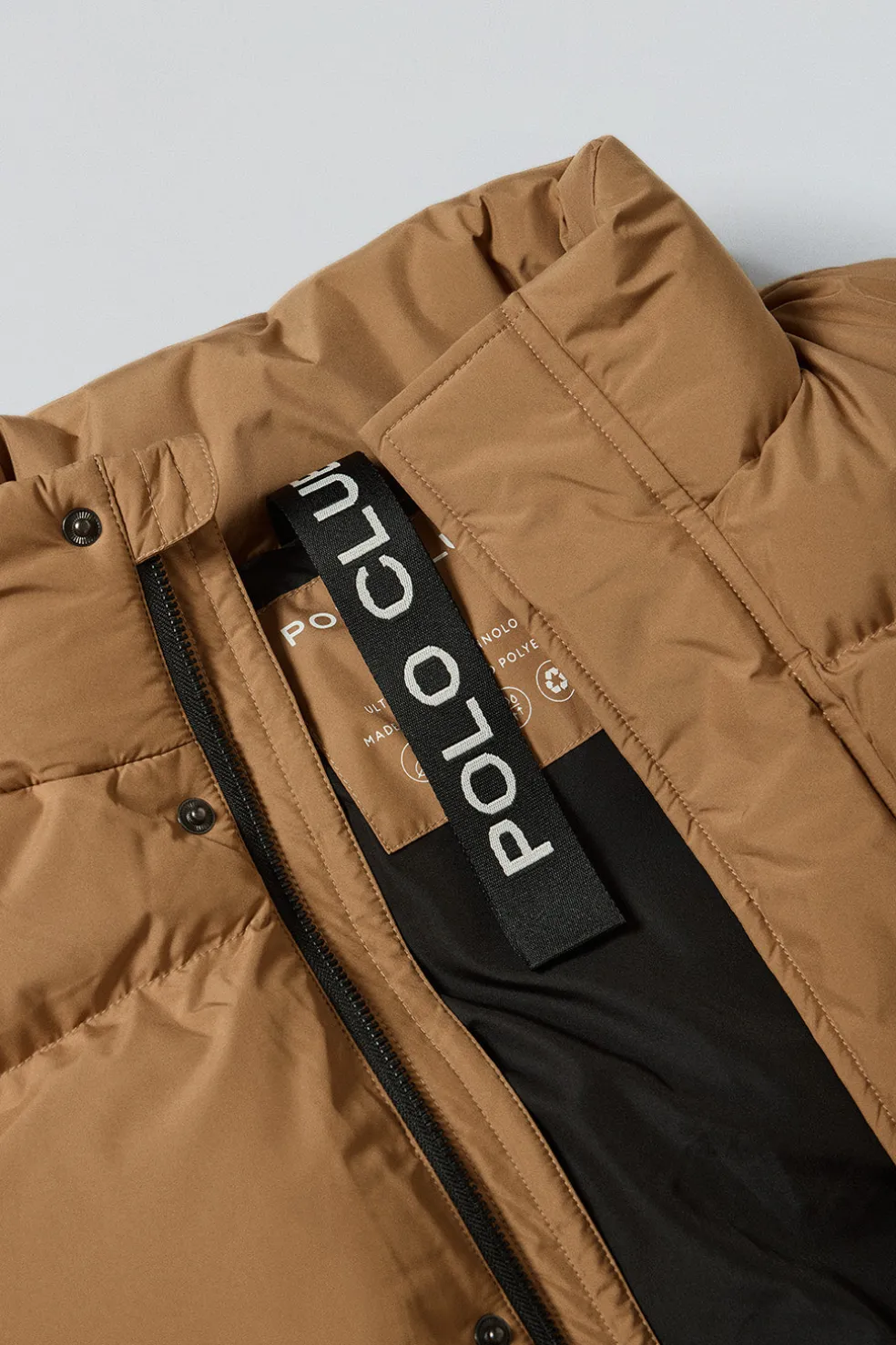 Chaqueta color camel Slope acolchada con detalles Polo Club