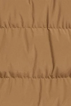 Chaqueta color camel Slope acolchada con detalles Polo Club