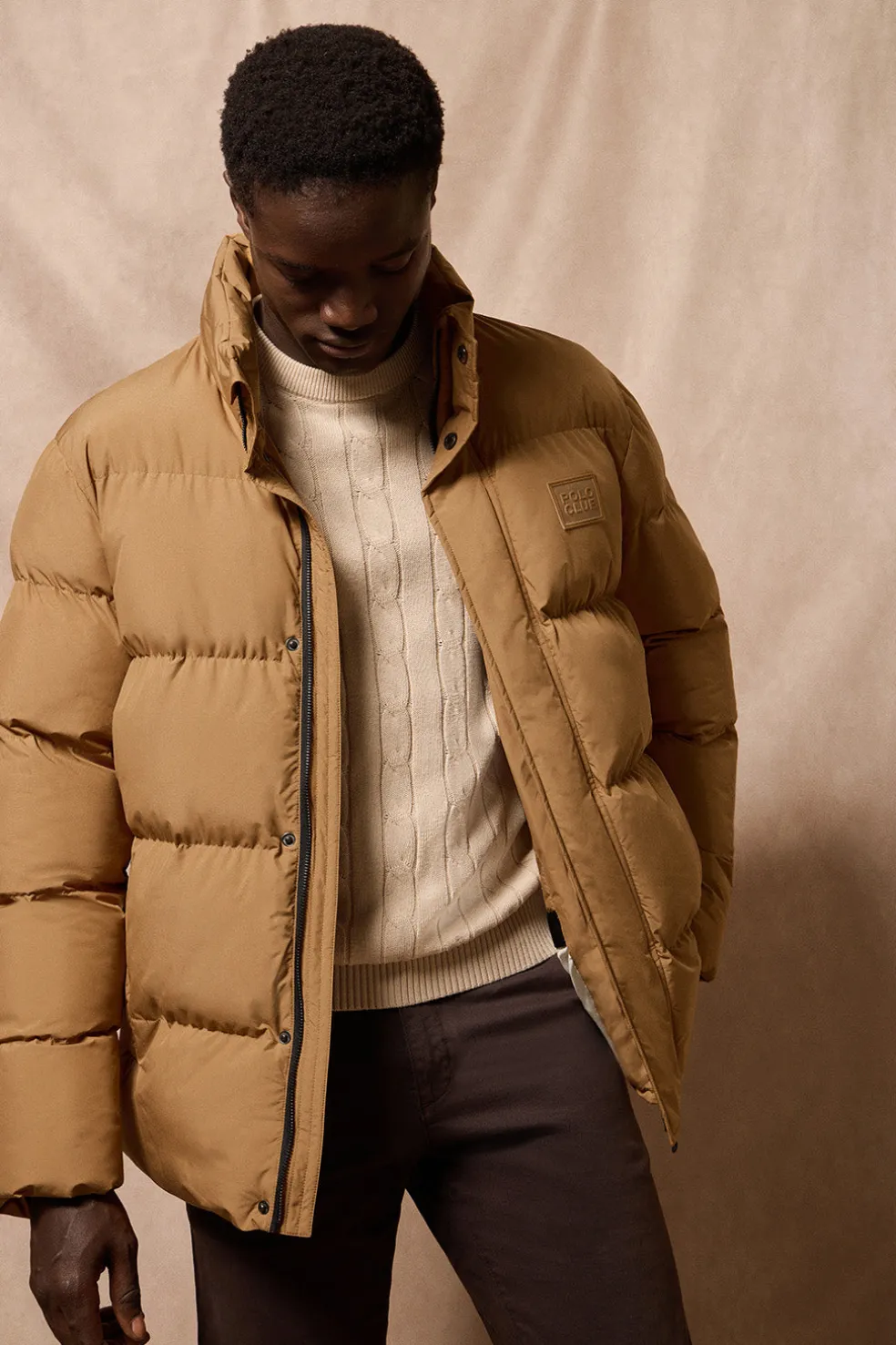 Chaqueta color camel Slope acolchada con detalles Polo Club