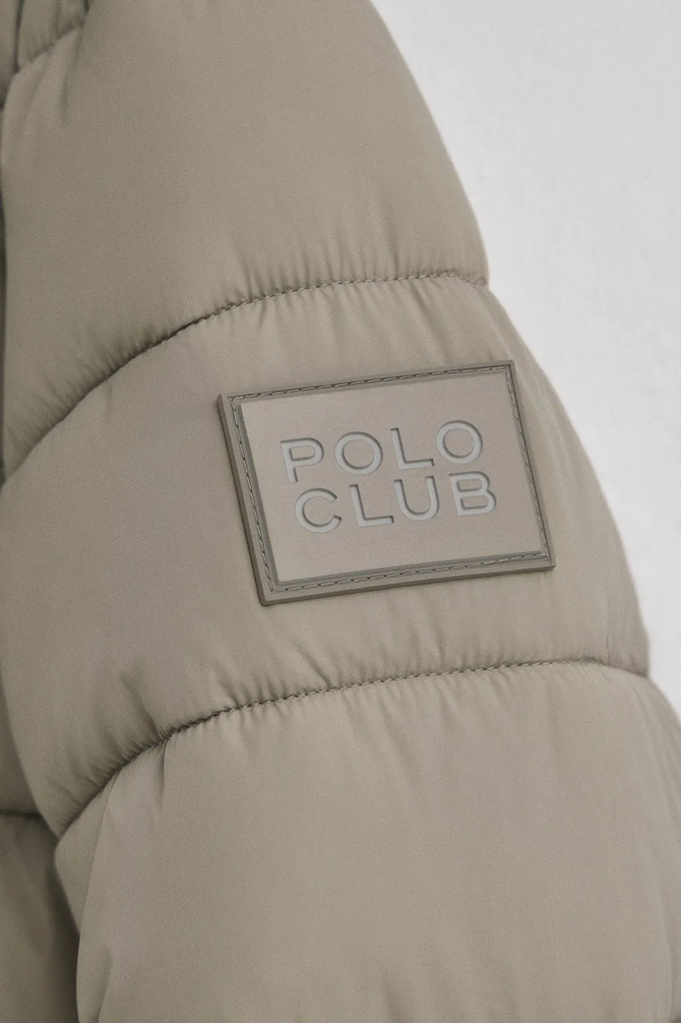 Chaqueta Comet color piedra con logo Polo Club