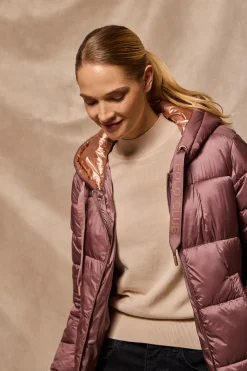 Chaqueta Ice acolchada rosa taupe de capucha fija y detalles Polo Club