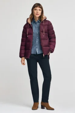 Chaqueta Ingrid color borgoña con logo Polo Club
