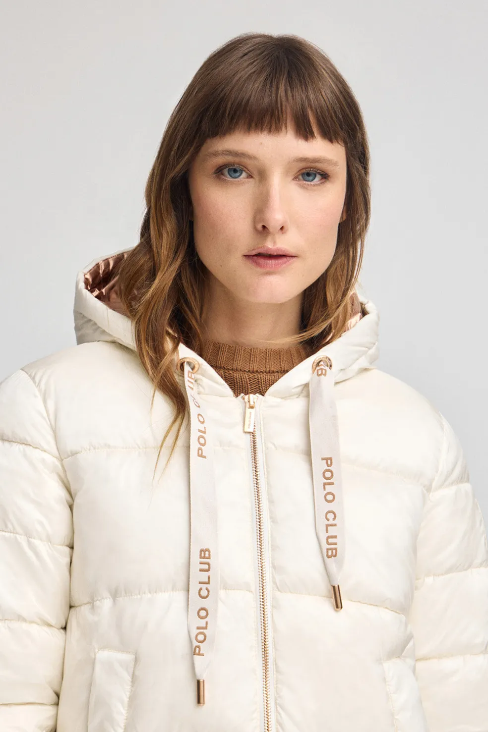 Chaqueta Ingrid color crudo con logo Polo Club