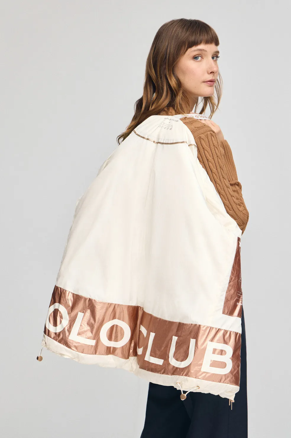 Chaqueta Ingrid color crudo con logo Polo Club