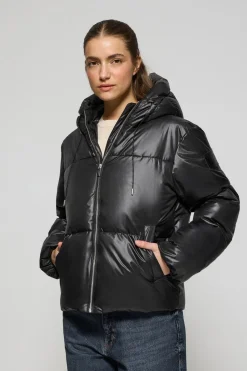 Chaqueta negra corta acolchada Sidney con detalles Polo Club
