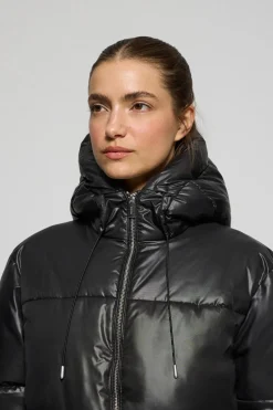 Chaqueta negra corta acolchada Sidney con detalles Polo Club