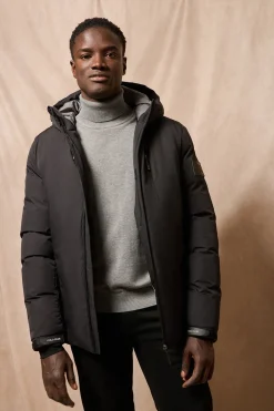 Chaqueta negra Gstaad de capucha fija y detalles Polo Club