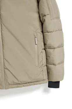 Chaqueta St Moritz beige acolchada de capucha fija y detalles Polo Club