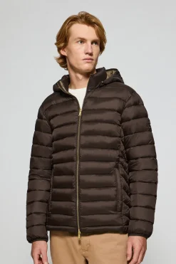 Chaqueta ultralight marrón Corey de capucha extraíble y bordado PC