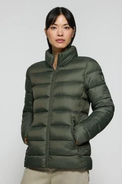 Chaqueta ultralight Susanne color verde con parche Rigby Go