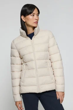 Chaqueta ultralight Susanne color beige con parche Rigby Go