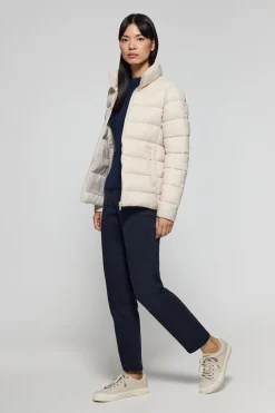 Chaqueta ultralight Susanne color beige con parche Rigby Go