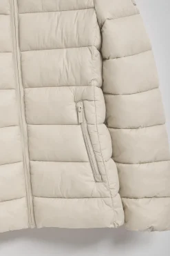 Chaqueta ultralight Susanne color beige con parche Rigby Go