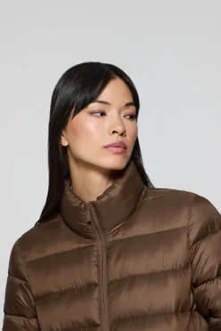 Chaqueta ultralight Susanne marrón con parche Rigby Go