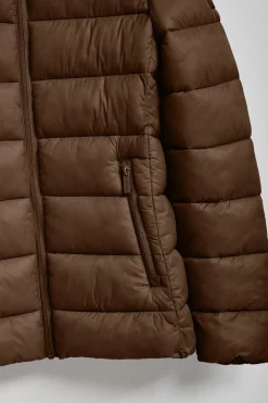Chaqueta ultralight Susanne marrón con parche Rigby Go