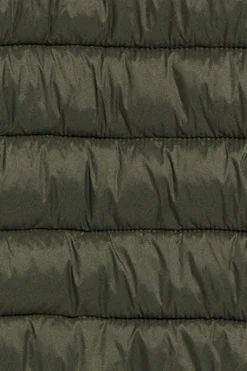 Chaqueta ultralight verde Corey de capucha extraíble y bordado PC